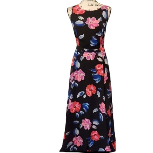 Torrid Floral Maxi Dress - Picture 1 of 7